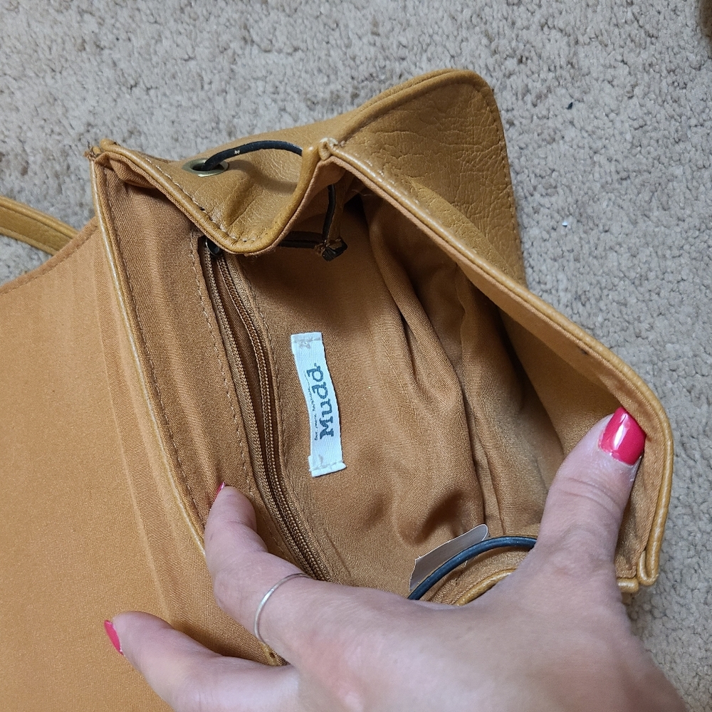 Cross body purse